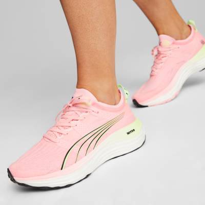 Women's Performance Running Shoes - Coral